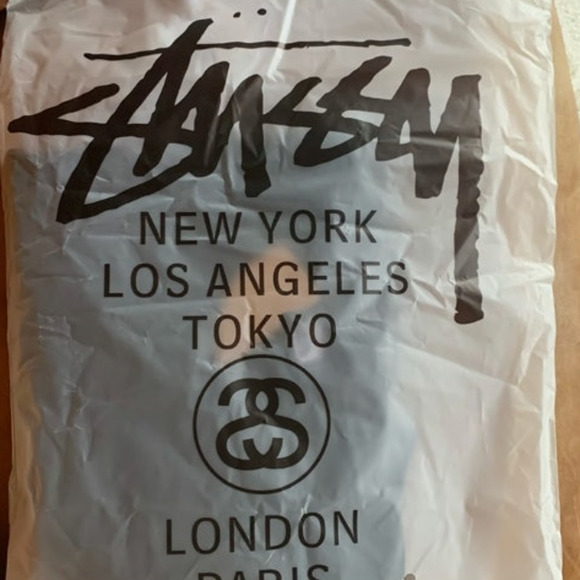 Stussy Black 8-Ball Men's Tee Size L SLIM FIT - Picture 4 of 4